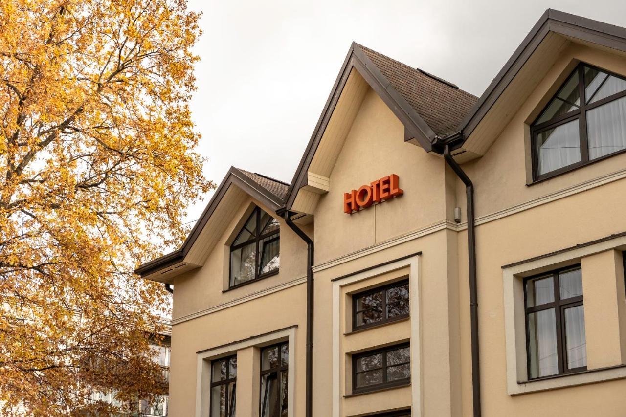 Hotel Annabella à Riga Extérieur photo